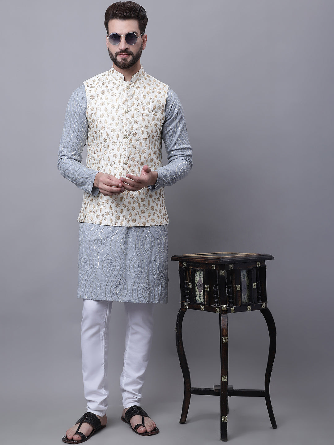 Buy SOJANYA Embroidered Cotton Kurta Kurtas For Men 22633990