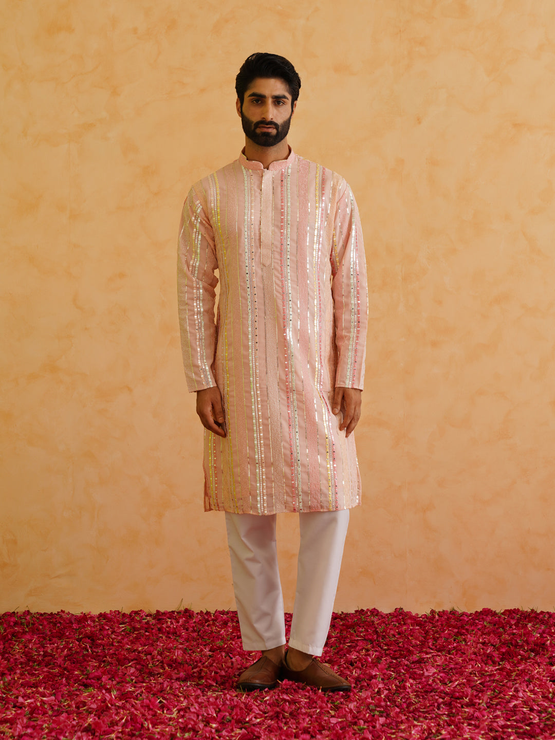 Men's Georgette sequinned mirror embroidered Pink Kurta with Pyjama