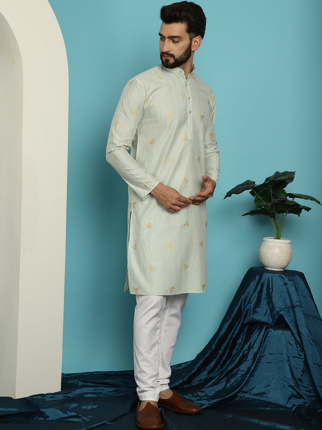 Men's Jacqard Silk Green Kurta & White Pyjama Set