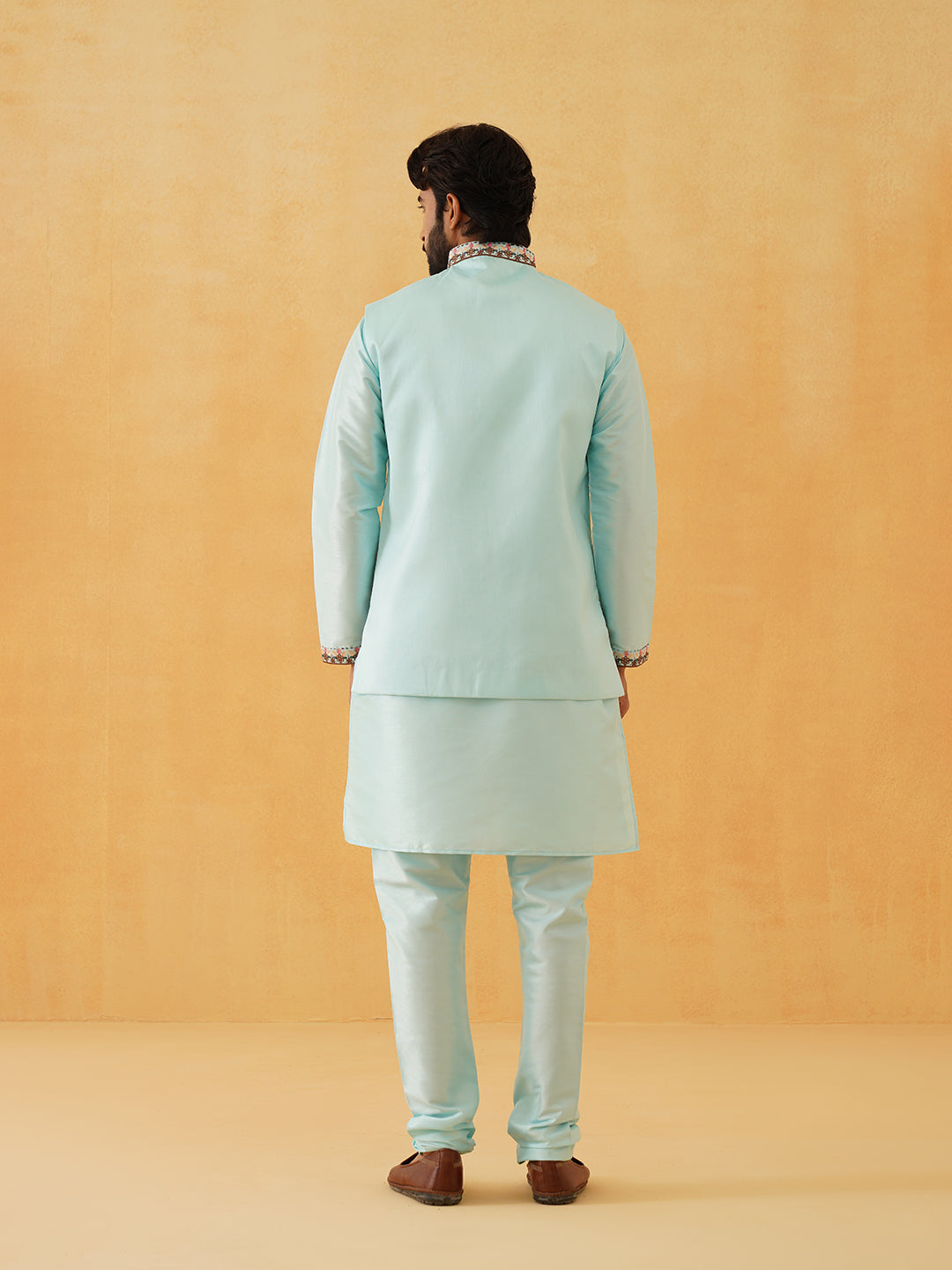 Men's Silk Blend SkyBlue Kurta Pyjama With Pichwai Embroidery Nehru Jacket