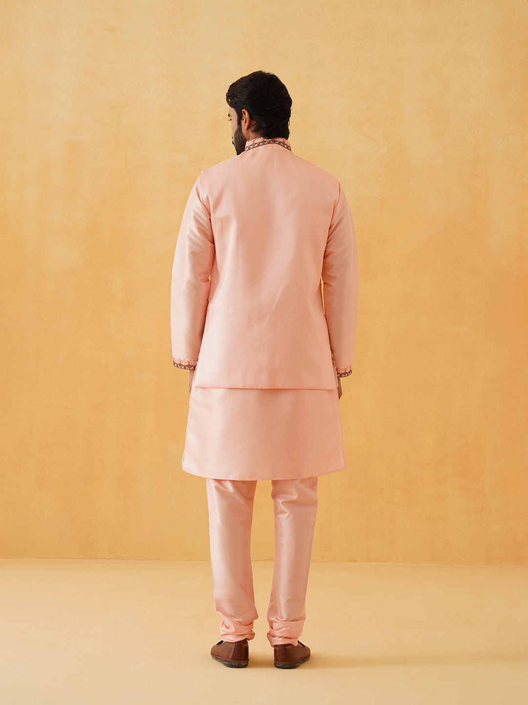 Men's Silk Blend Pink Kurta Churidaar With Pichwai Embroidery Nehru Jacket