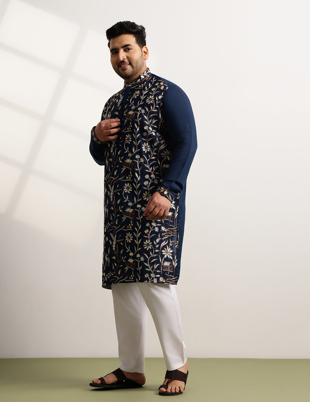 Plus-LK-Animal-Emb-2611-Navy-2.jpg