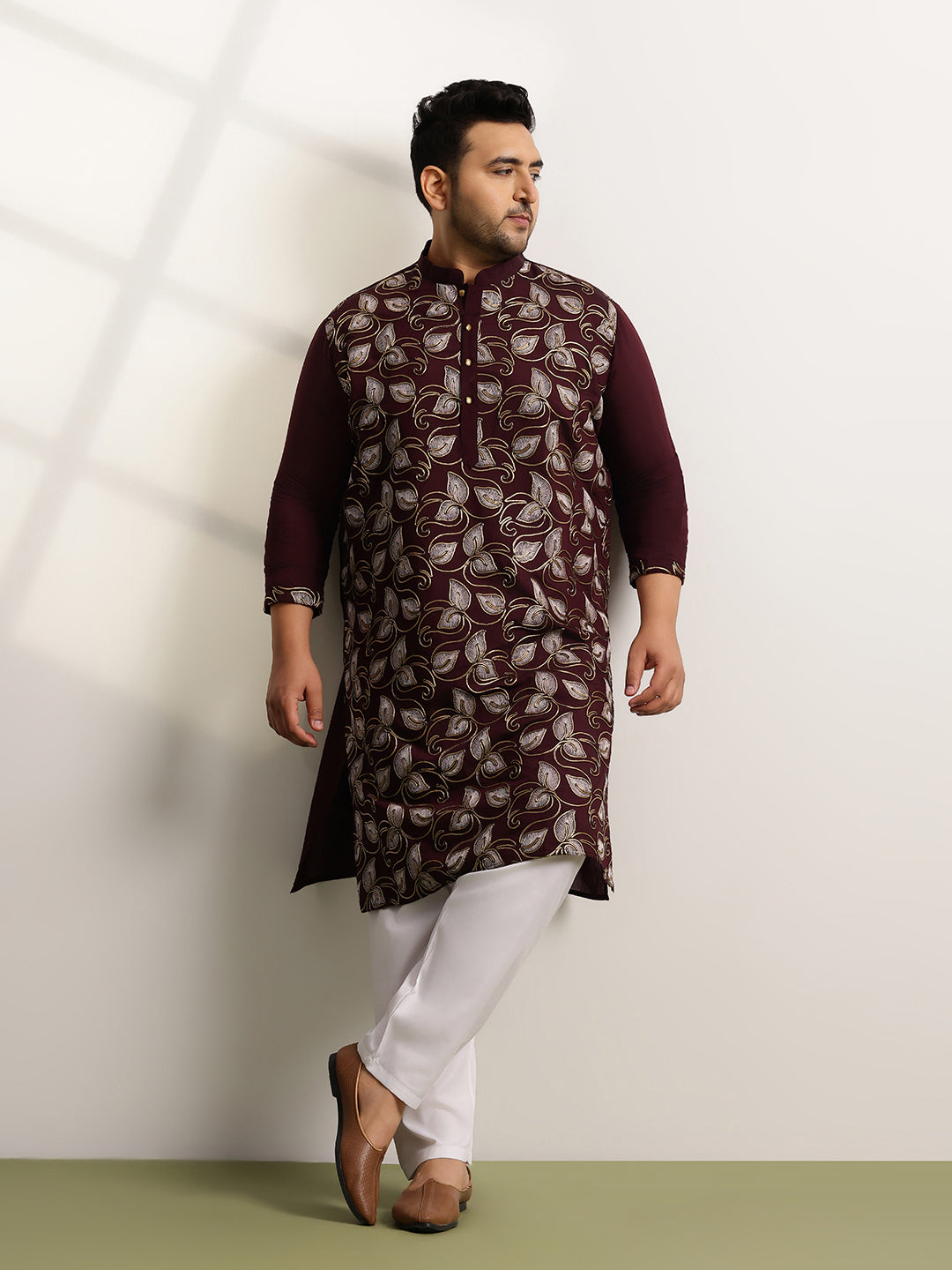 Men's Cotton Wine Long Kurta With Metallic Thread Embroidery