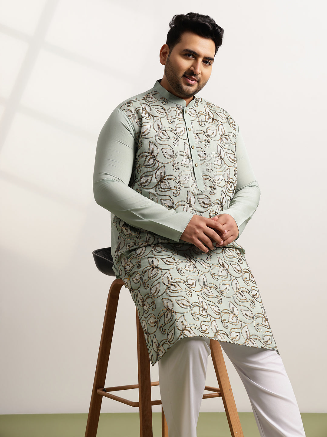 Men's Cotton Sea Green Long Kurta With Metallic Thread Embroidery