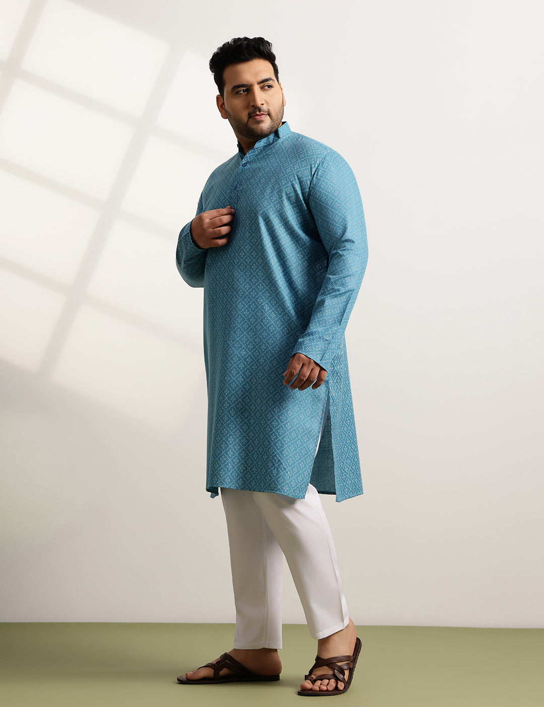 Plus-LK-Poria-2671-Tblue-2.jpg
