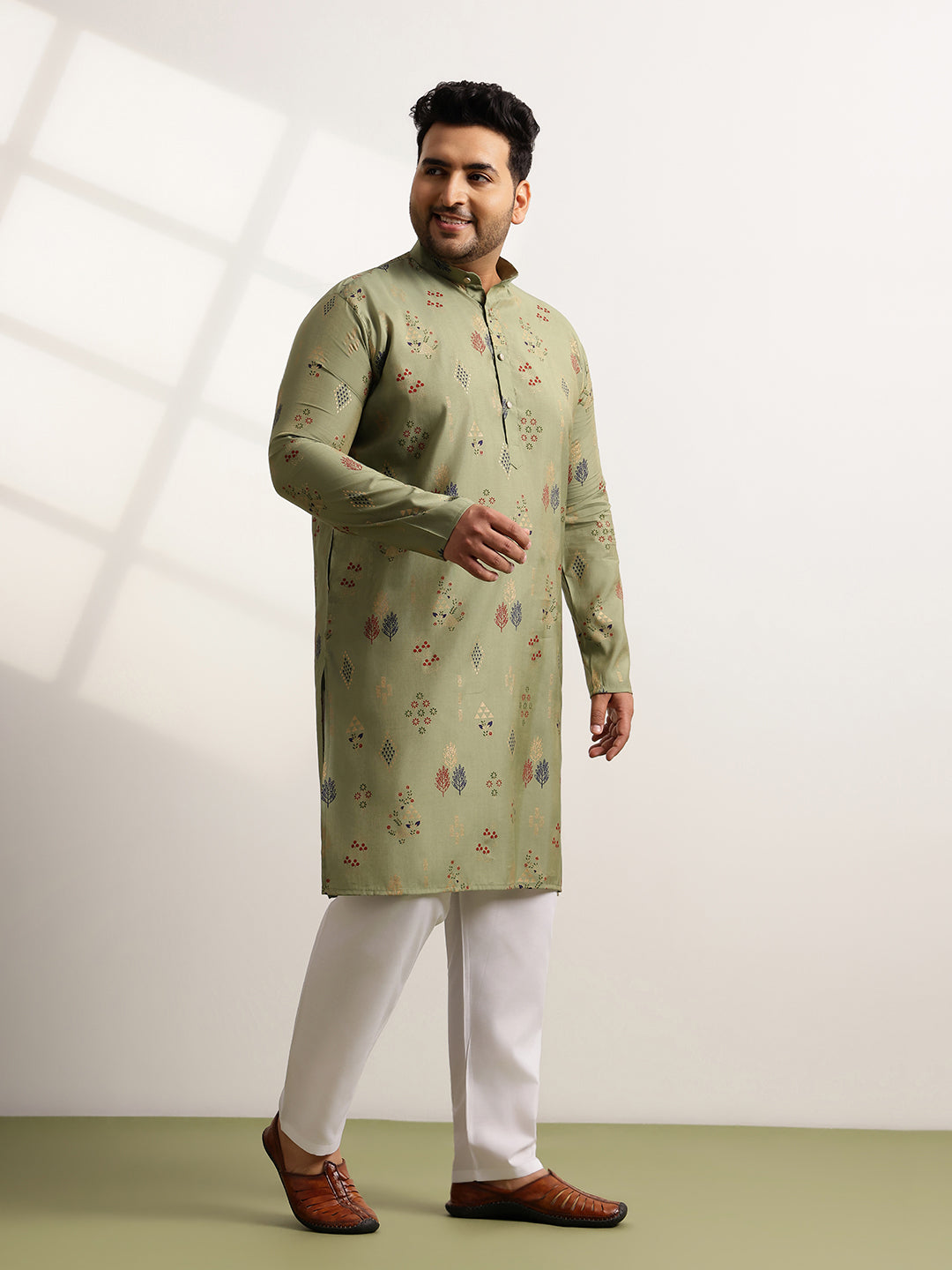 Men’s Silk Blend Motifs Print Mehndi Long Kurta