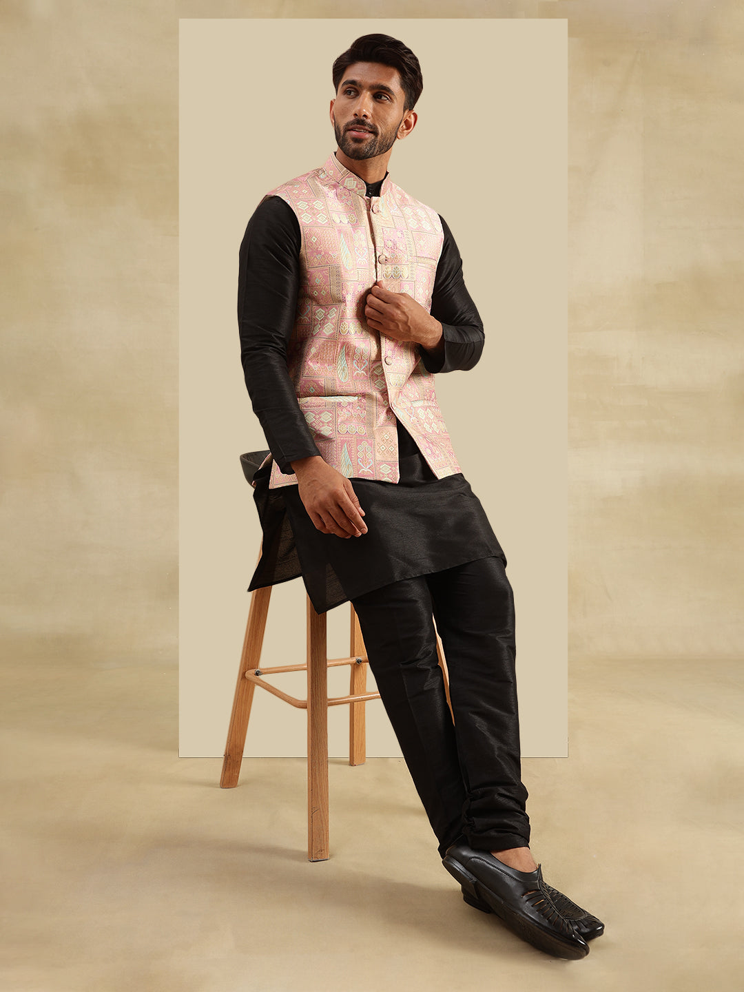 Men's Silk Blend Black Kurta and Pyjama With Jacquard Silk Pink Nehru Jacket