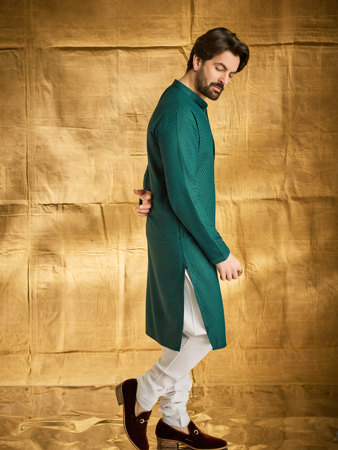 Men's Cotton Embroidered Thread Work Bottle Green Kurta