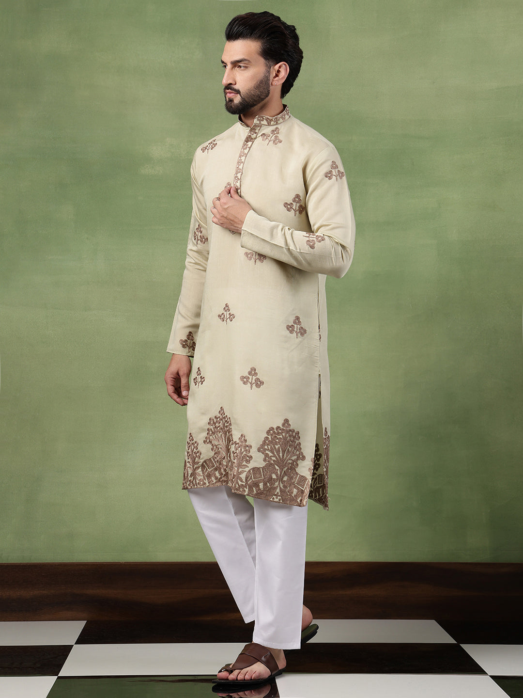 Men's Cotton Floral Thread Embroidered Pista Kurta With Pyjama