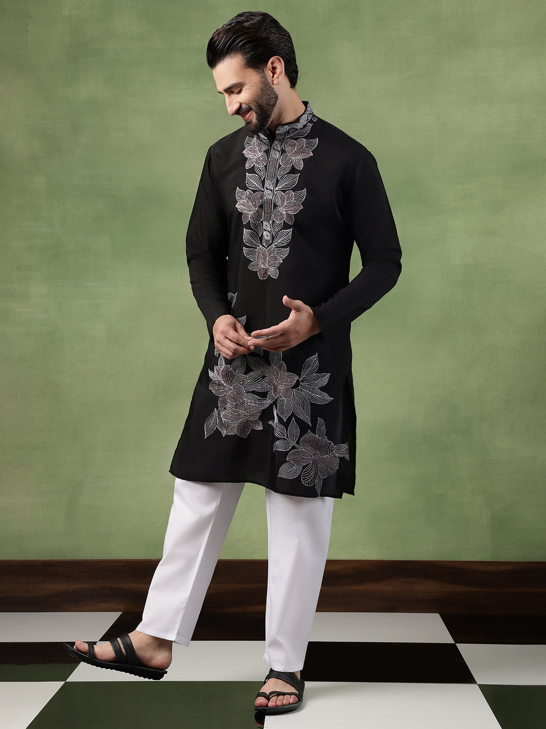Men's Cotton Intricated Neck & Side Floral Embroidered Black Kurta With Pyjama