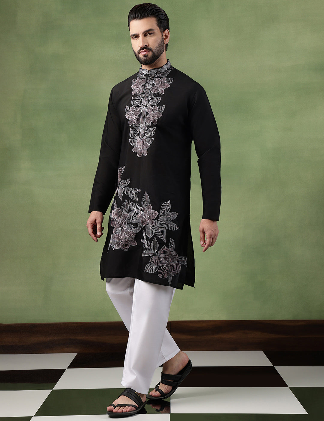SJR-LK-LehryFlwr-2321-Black-PC041-2.jpg