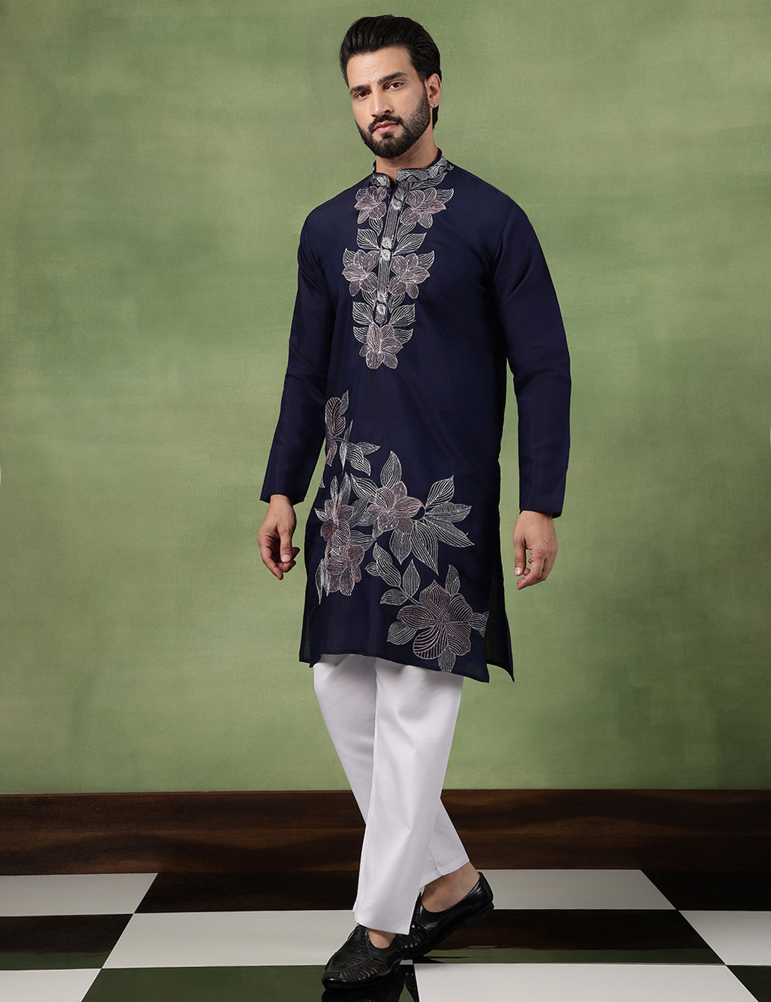 SJR-LK-LehryFlwr-2322-Navy-PC041-2.jpg