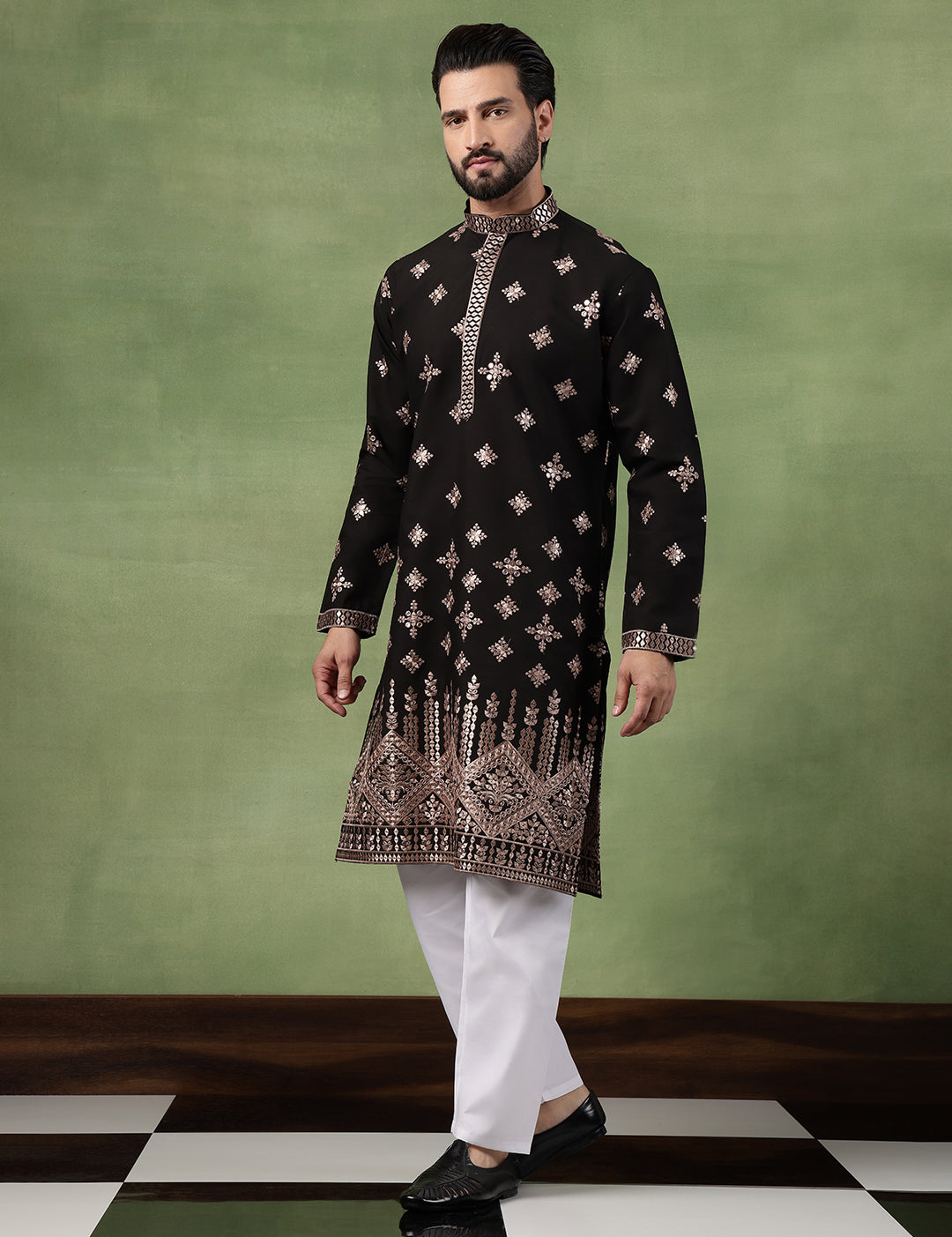 SJR-LK-MadhuDmn-2331-Black-PC041-2.jpg