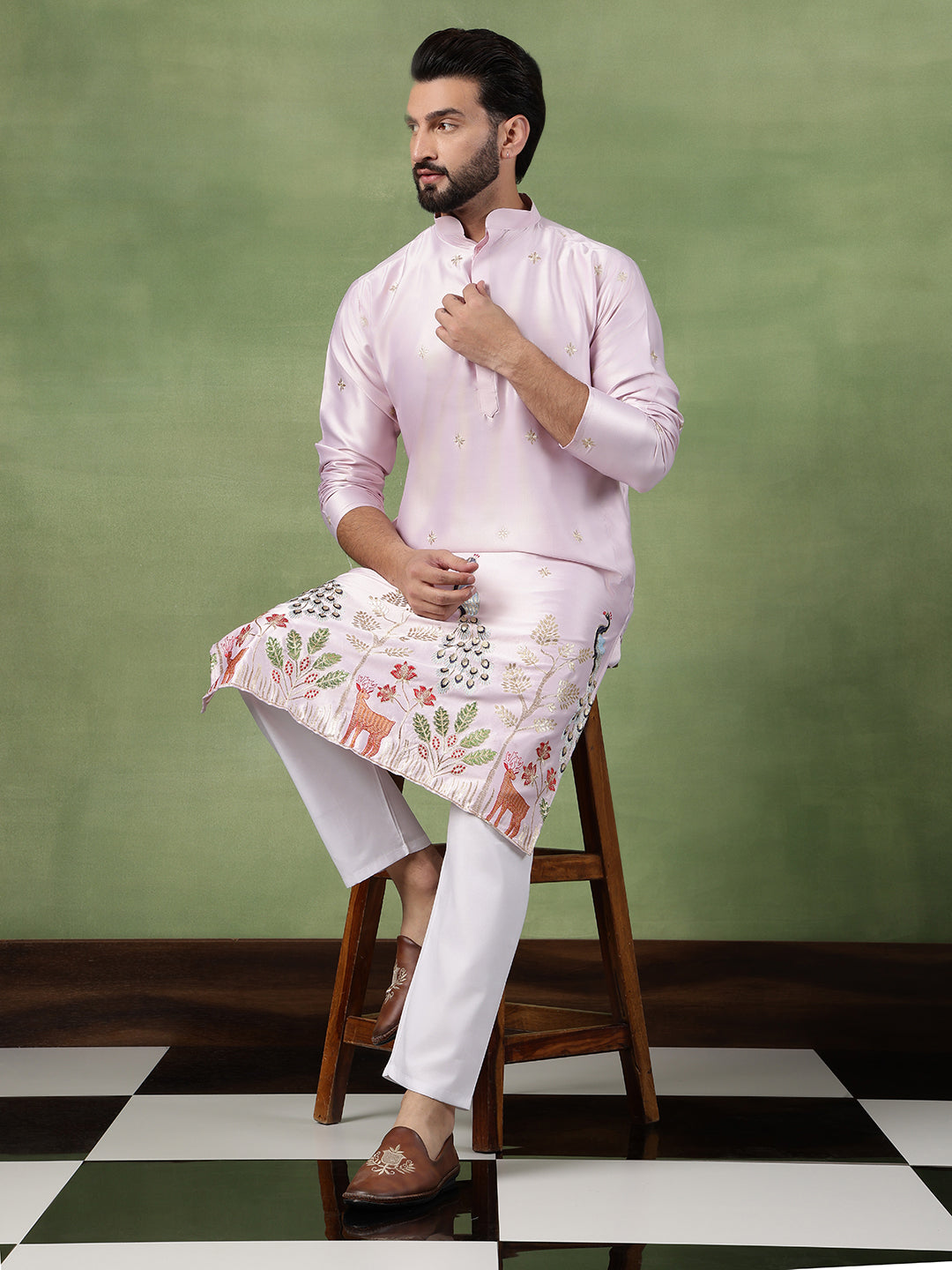 Men's Cotton Silk Flora & Fauna Embroidered Pink Kurta With Pyjama