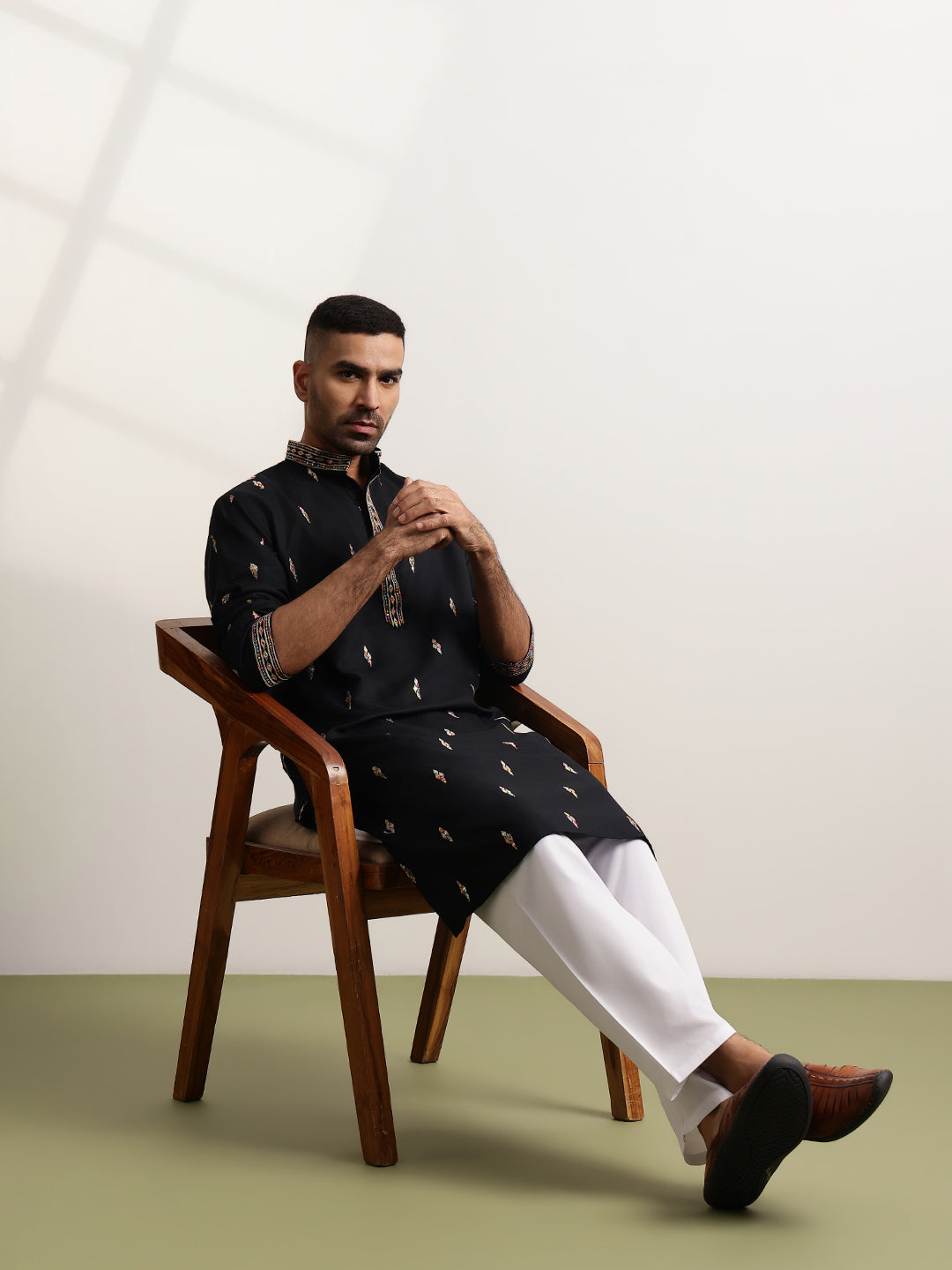 Men's Cotton Embroidered Ethnic Motif Black Long Kurta