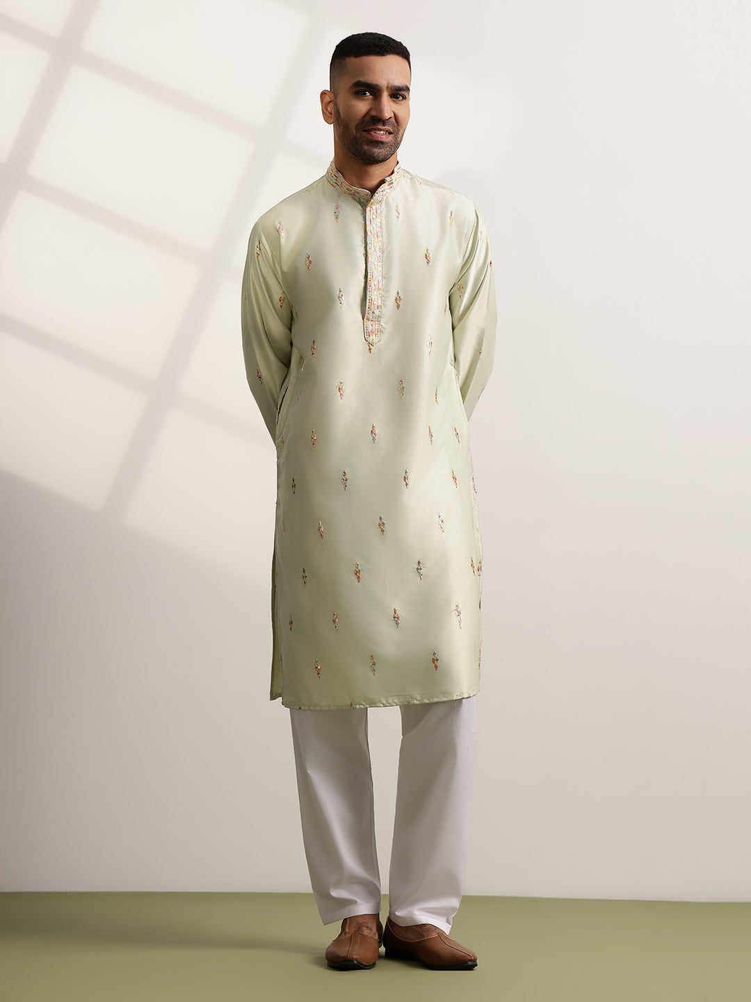 Men's Cotton Embroidered Ethnic Motif Pista Long Kurta