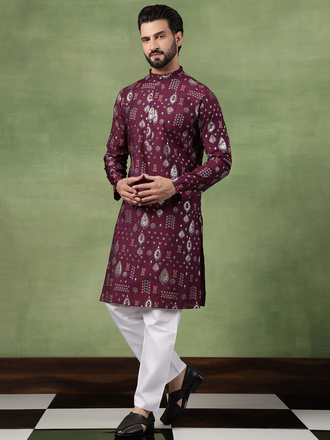 Men’s Cotton Traditional Foil Print Motifs Wine Kurta With Pyjama