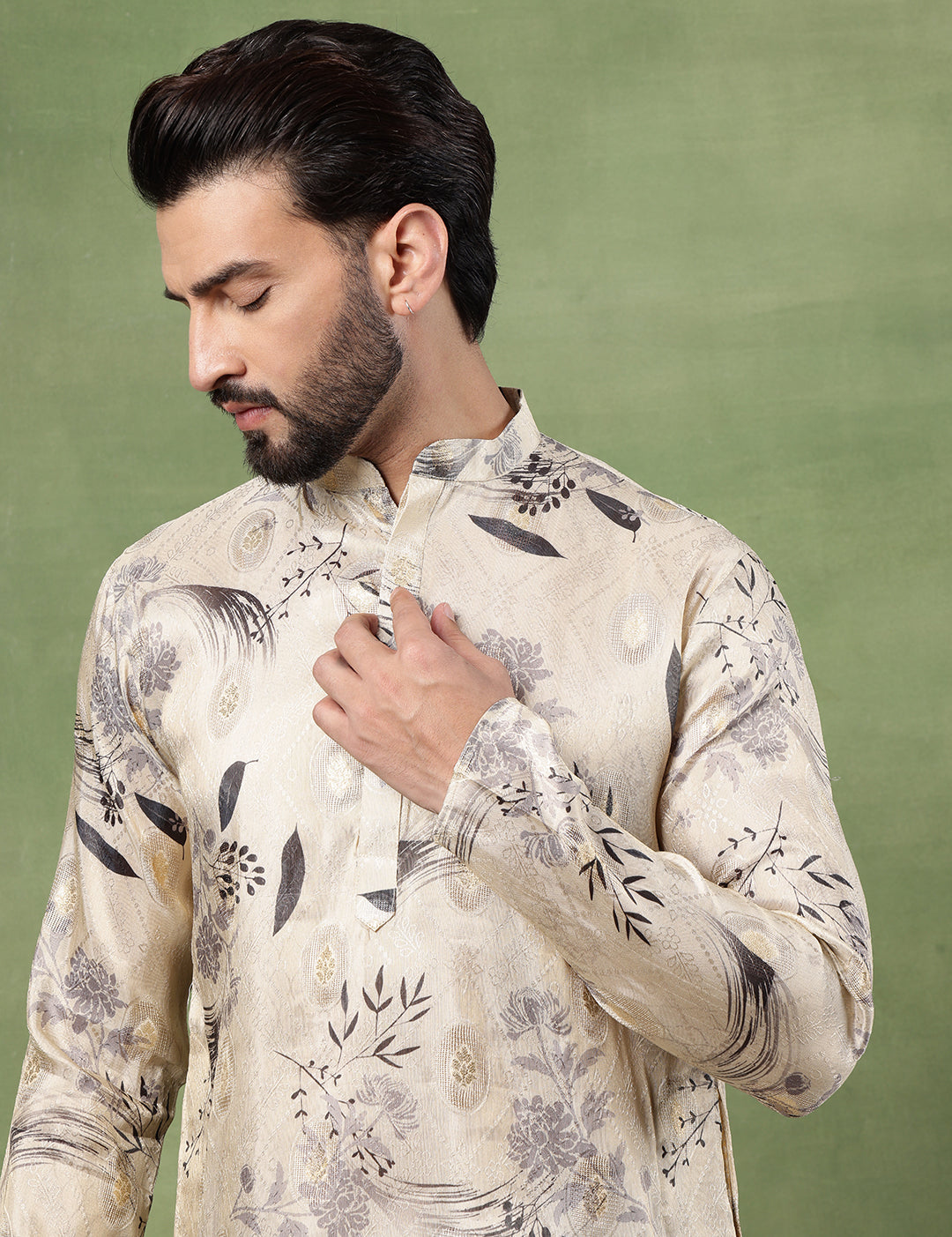 SJR-LK-SareeDmn-2432-Beige-1.jpg