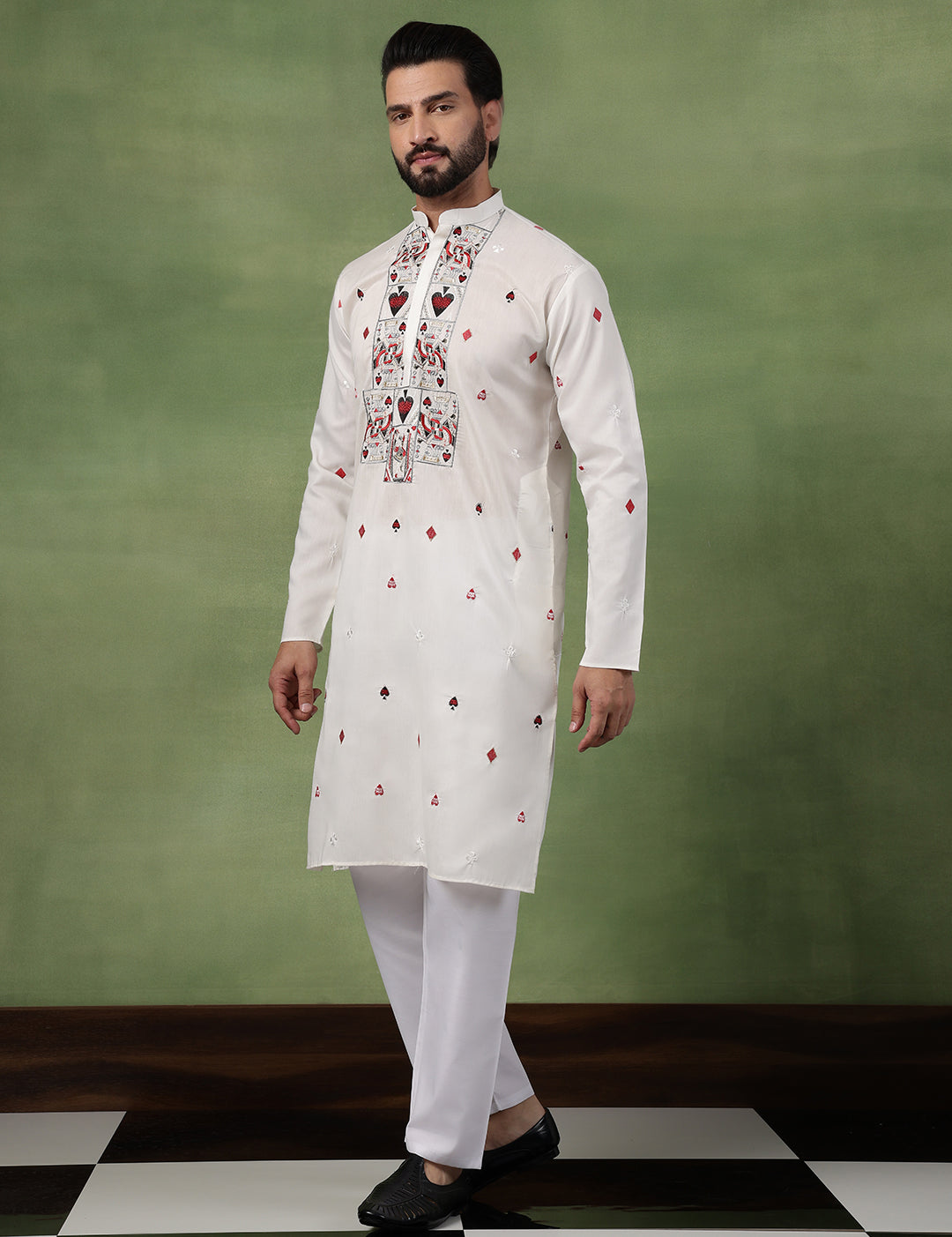 SJR-LK-TaashEmb-2442-Offwhite-PC041-2.jpg