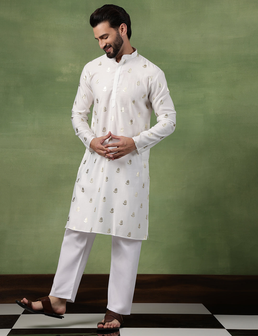 SJR-LK-ZariKamal-2471-White-PC041-1.jpg