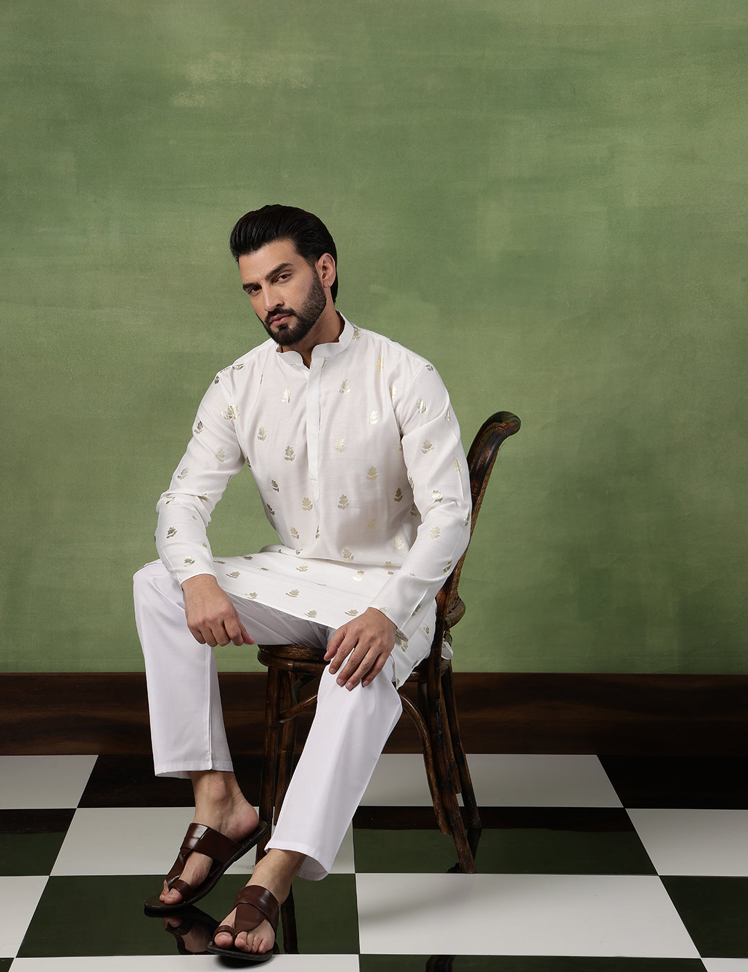 SJR-LK-ZariKamal-2471-White-PC041-5.jpg