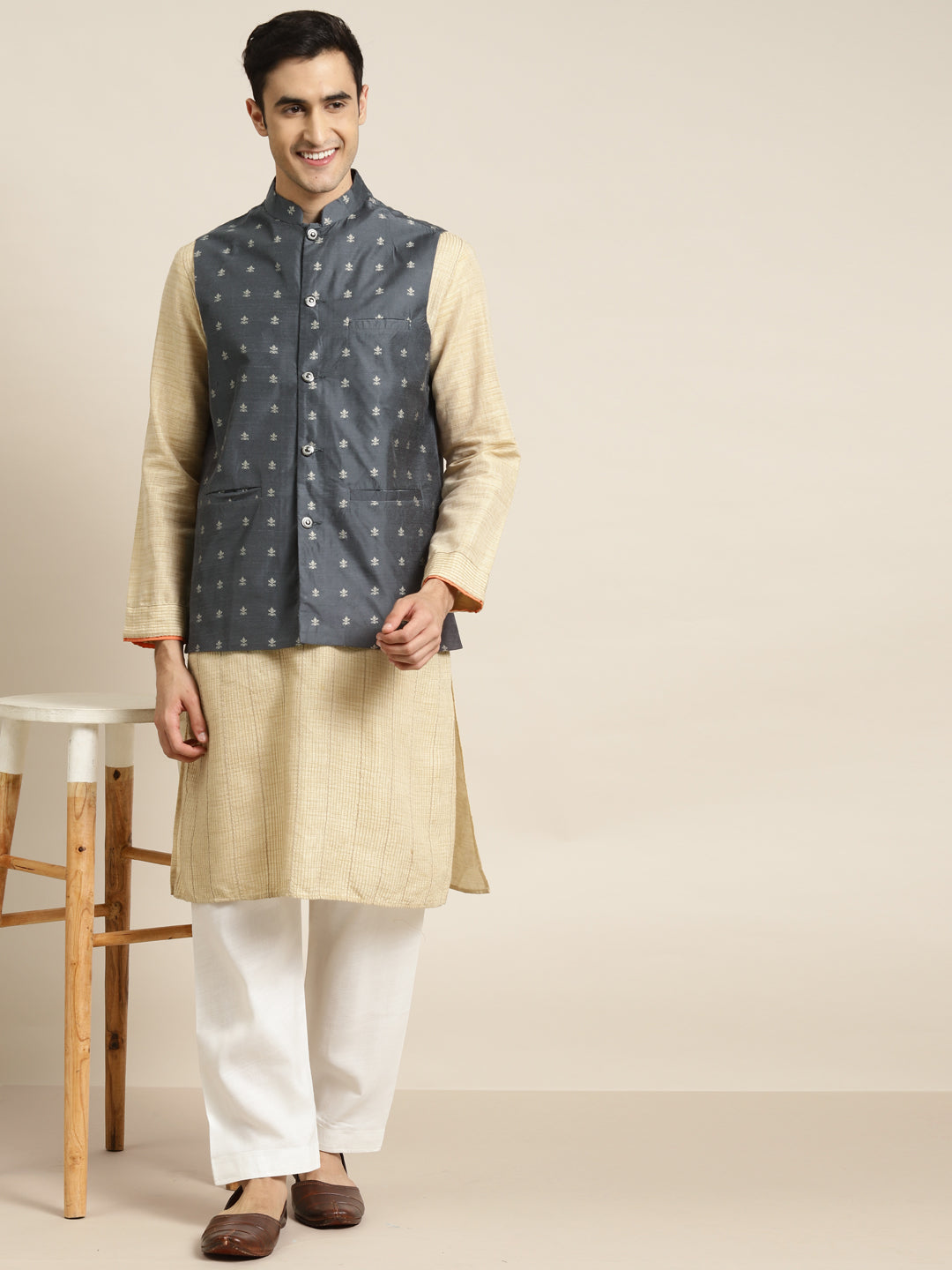 Men's Cotton Self Design Grey Nehru Jacket