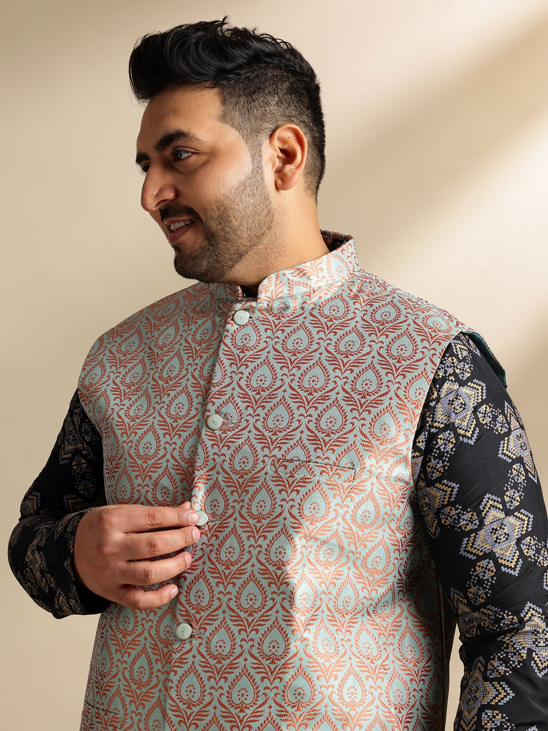 Sojanya PLUS (Since 1958) Men's Cotton Linen Printed Black Kurta & Pyjama With Green Nehru Jacket