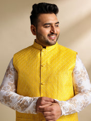 Sojanya PLUS (Since 1958) Men's Cotton Linen Printed White Kurta & Pyjama With Yellow Nehru Jacket