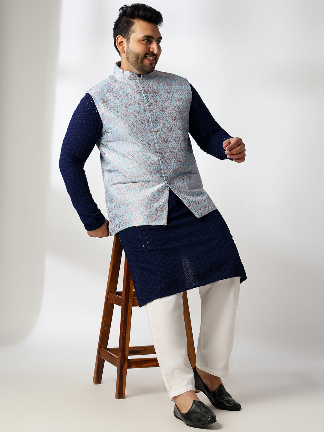 Men's Cotton Sequinned Navy Kurta With White Pyjama & Blue Nehru Jacket
