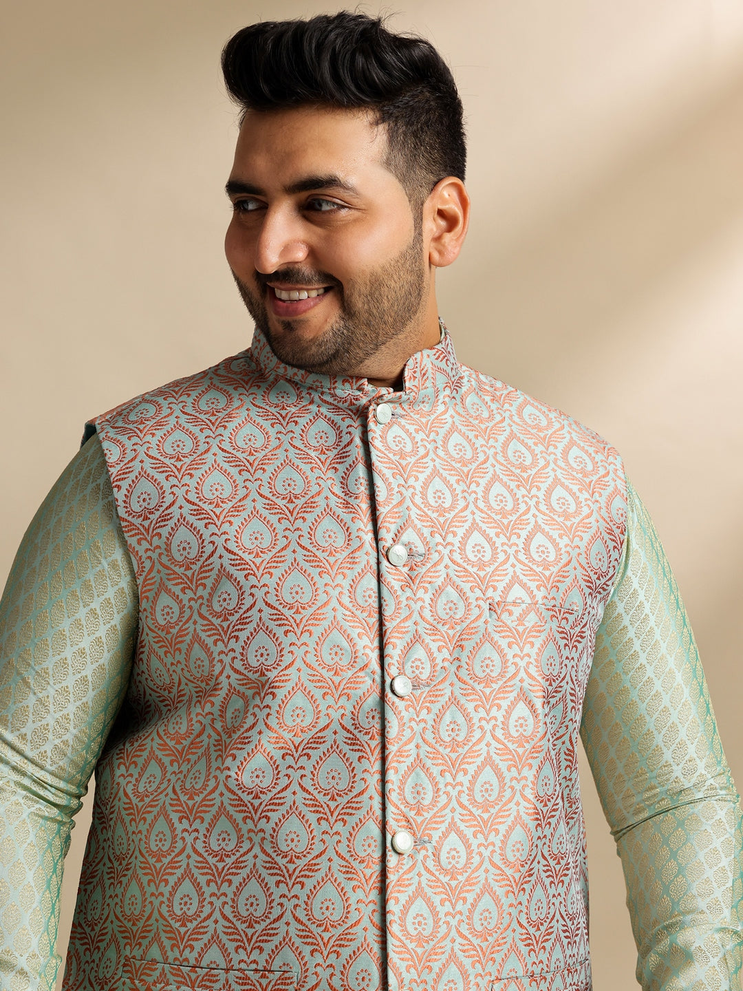 Men's Silk Blend Paisley Pista Kurta With Pyjama & Green Nehru Jacket