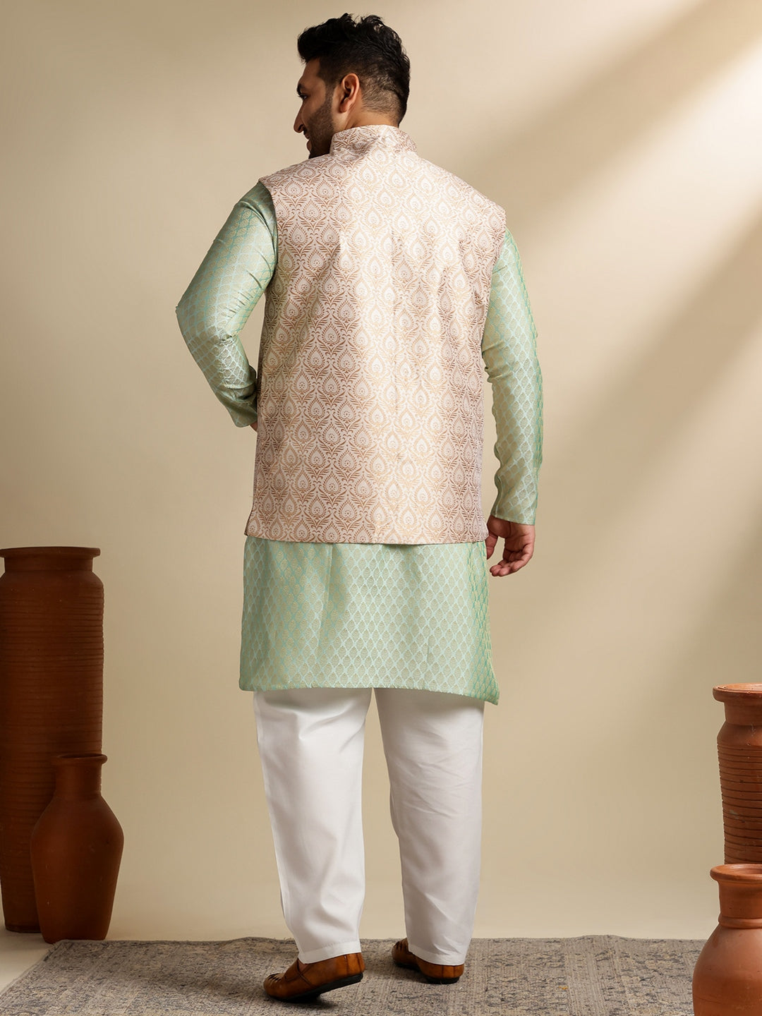 Men's Silk Blend Paisley Pista Kurta With Pyjama & Cream Nehru Jacket