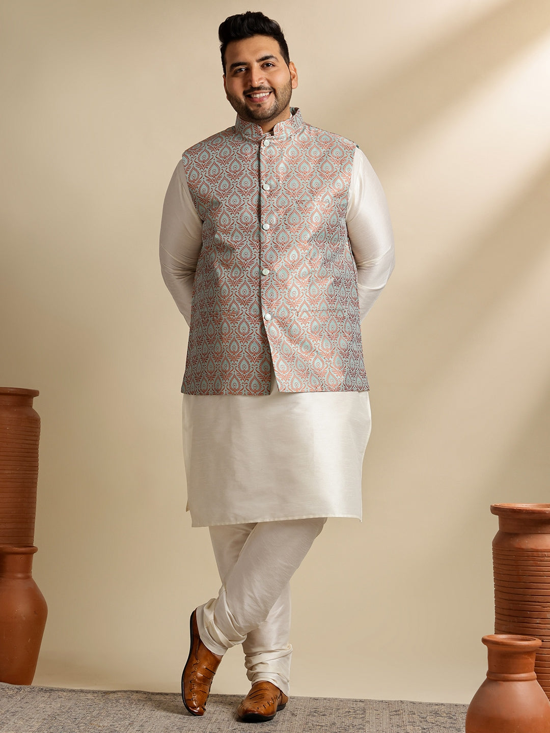 Men's Silk Blend Cream Kurta & Pyjama With Green Nehru Jacket