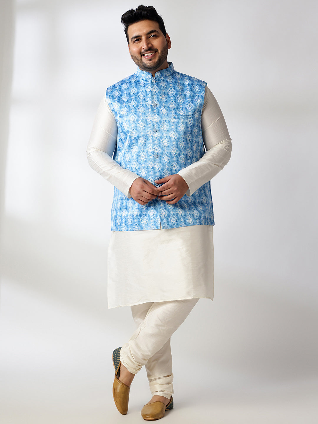 Men's Silk Blend Cream Kurta & Pyjama With Printed Blue Nehru Jacket