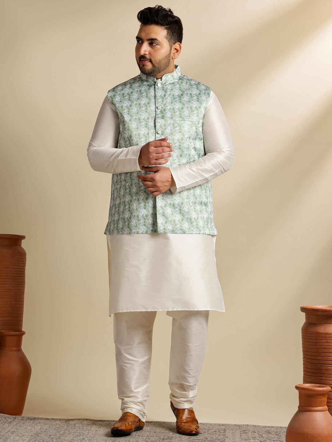 Men's Silk Blend Cream Kurta & Pyjama With Printed Green Nehru Jacket