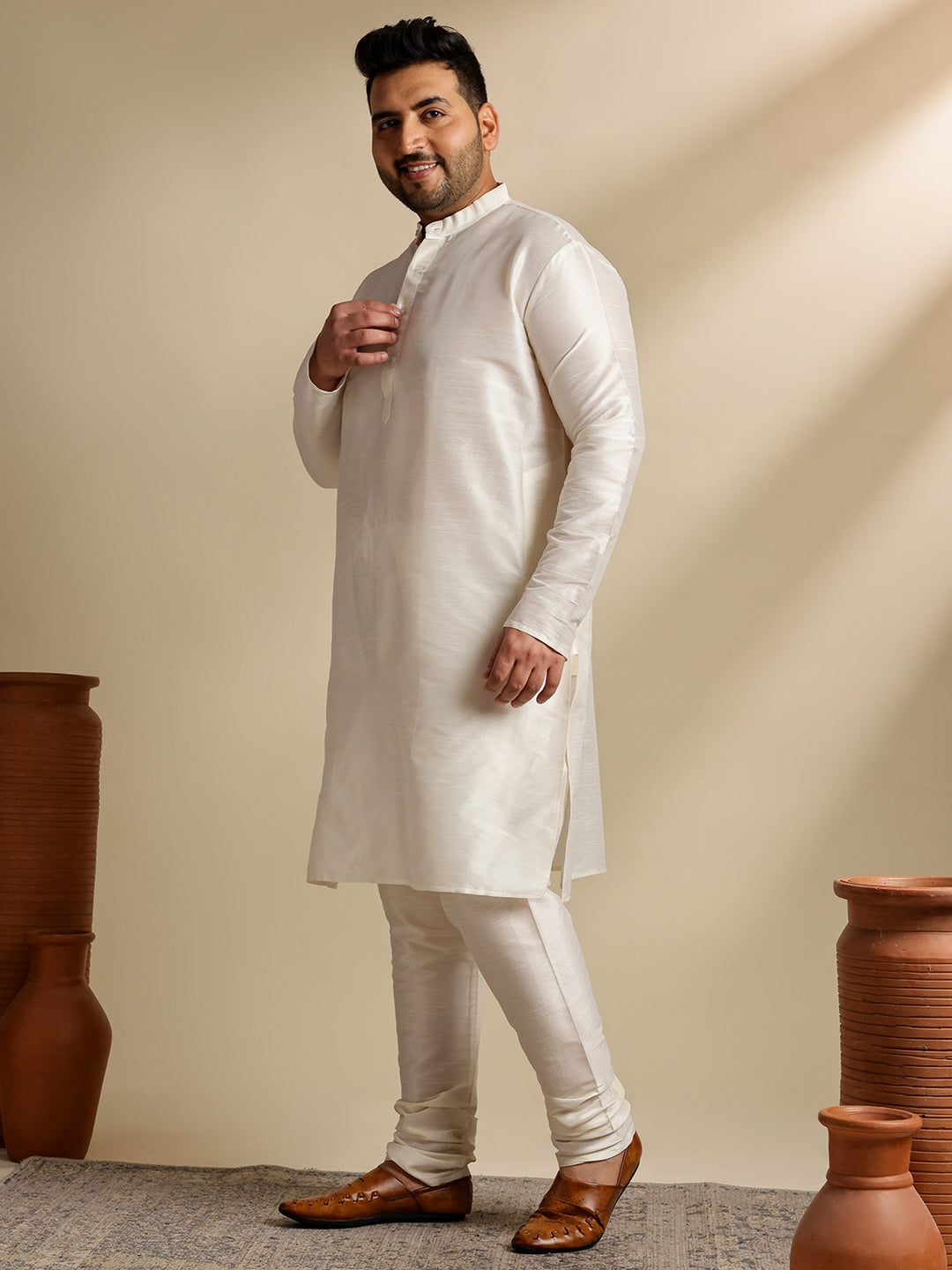 Men's Silk Blend Cream Kurta & Pyjama With Printed Green Nehru Jacket