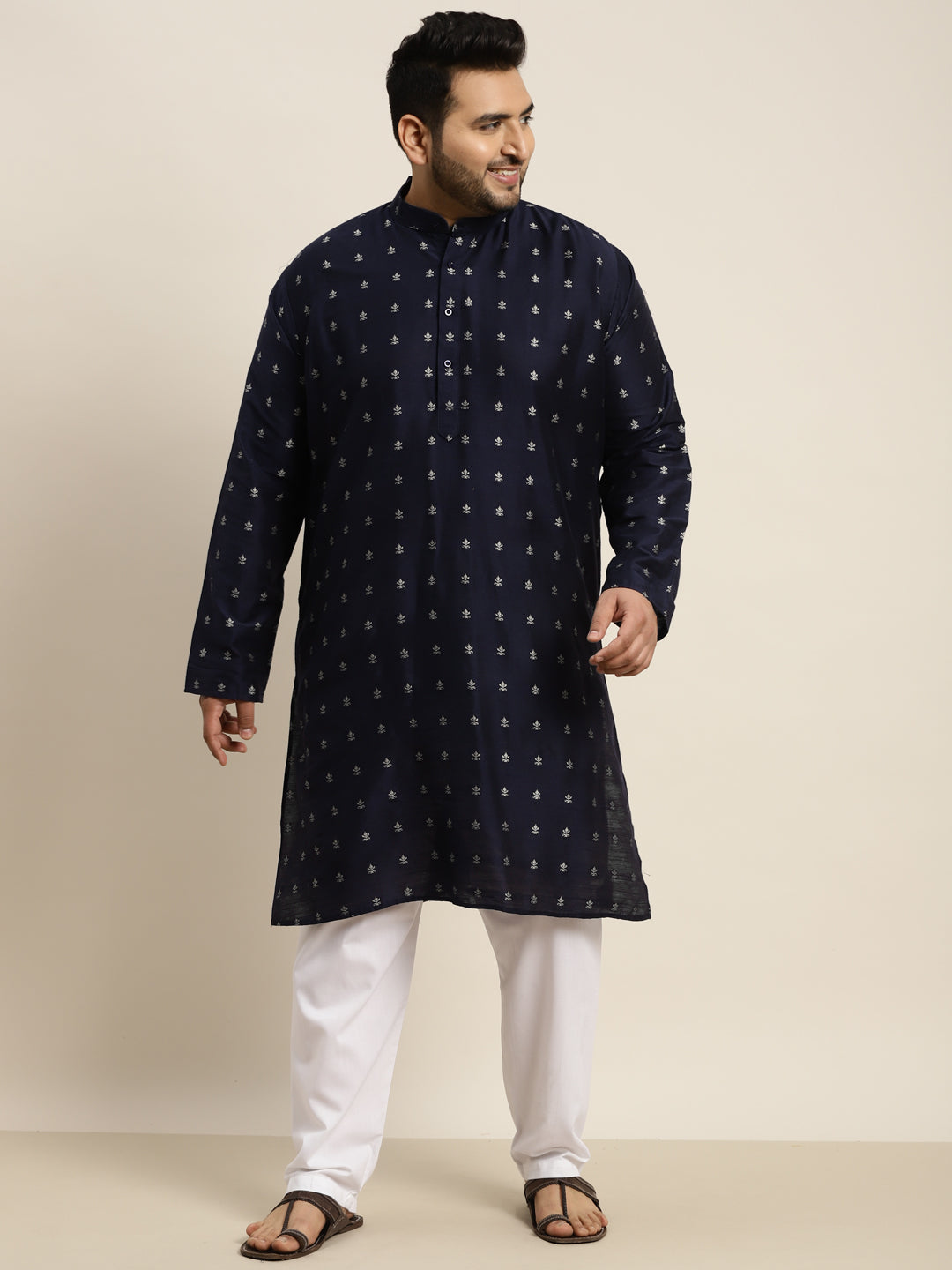 Men's Cotton Blend Navy Blue Self design Kurta & White Pyjama