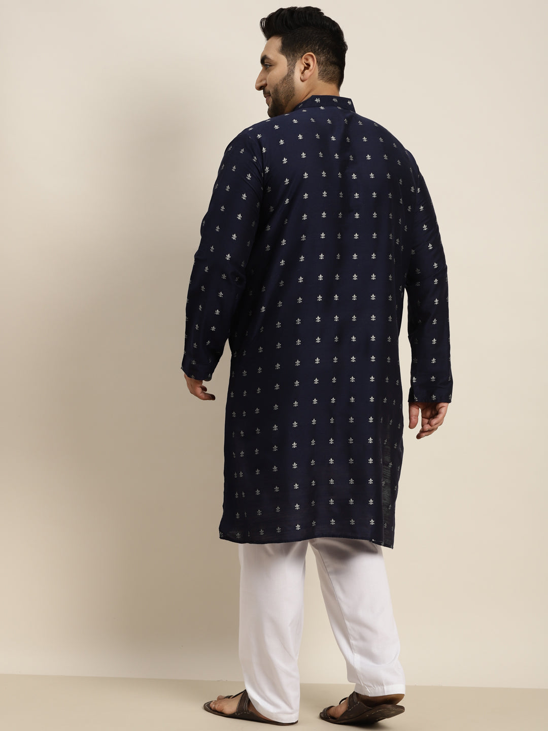 Men's Cotton Blend Navy Blue Self design Kurta & White Pyjama