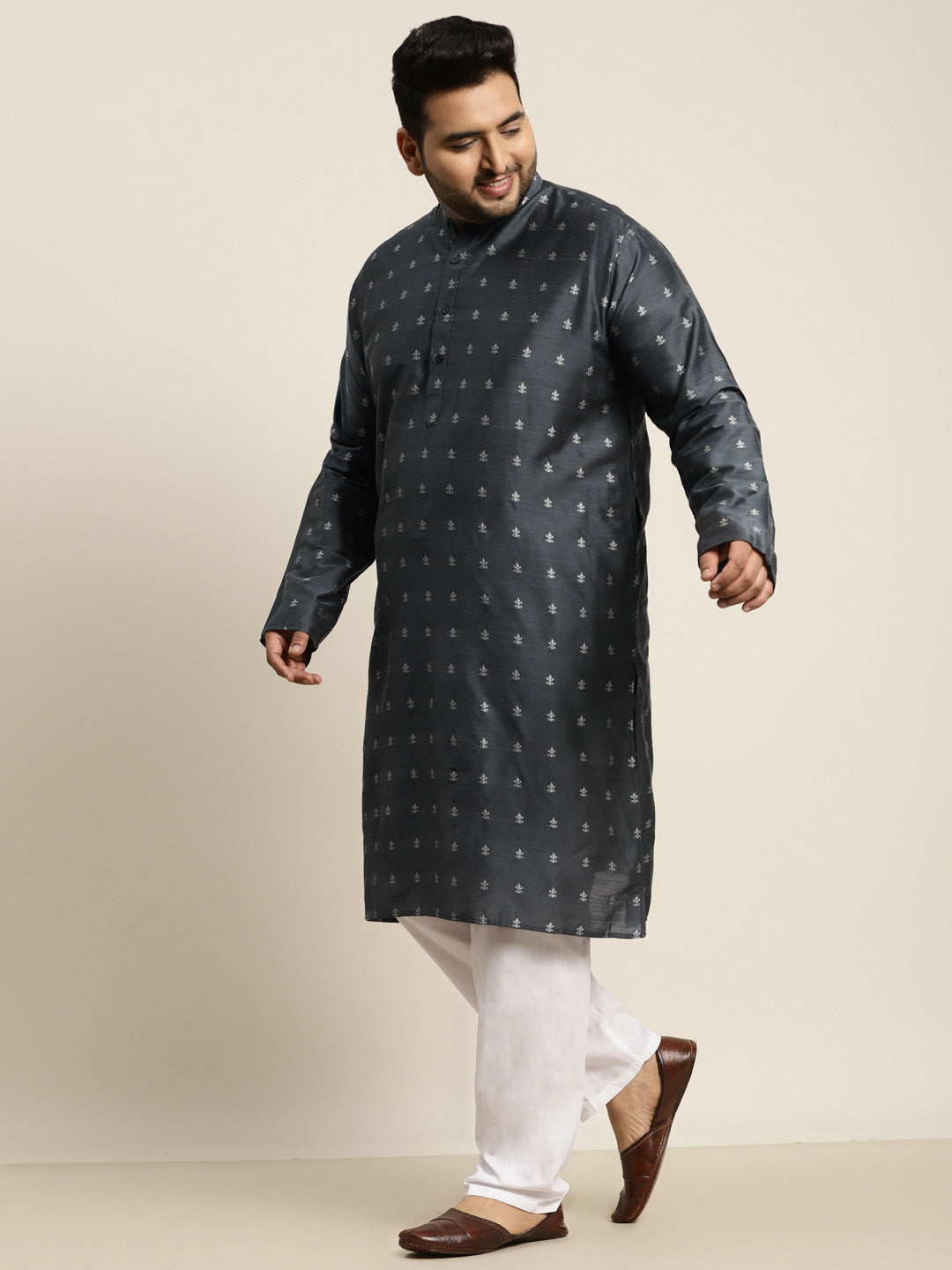 Men's Cotton Blend Grey & Silver Self Design Kurta