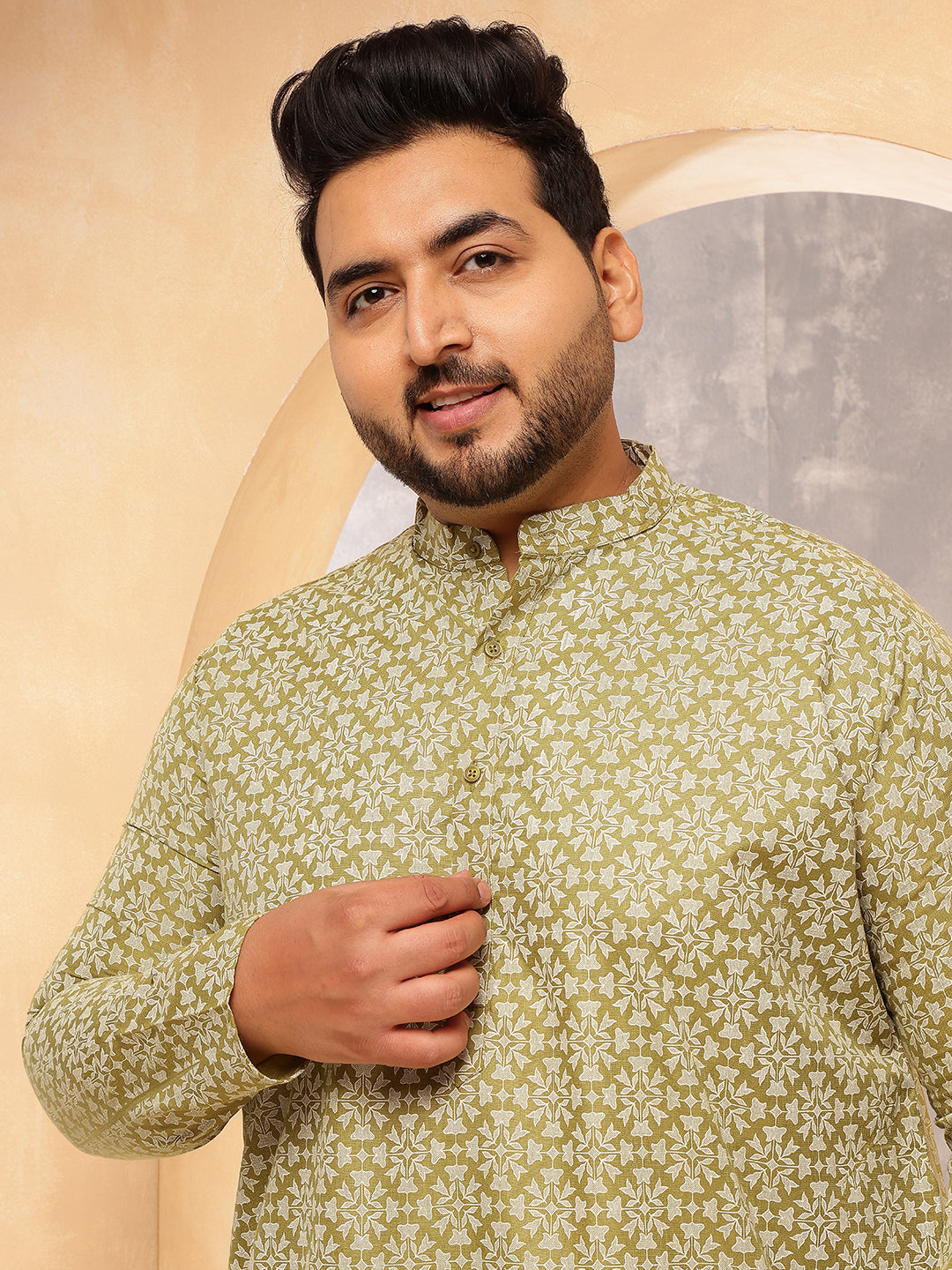 Men's Floral Print Cotton Blend Green Kurta With White Pyjama
