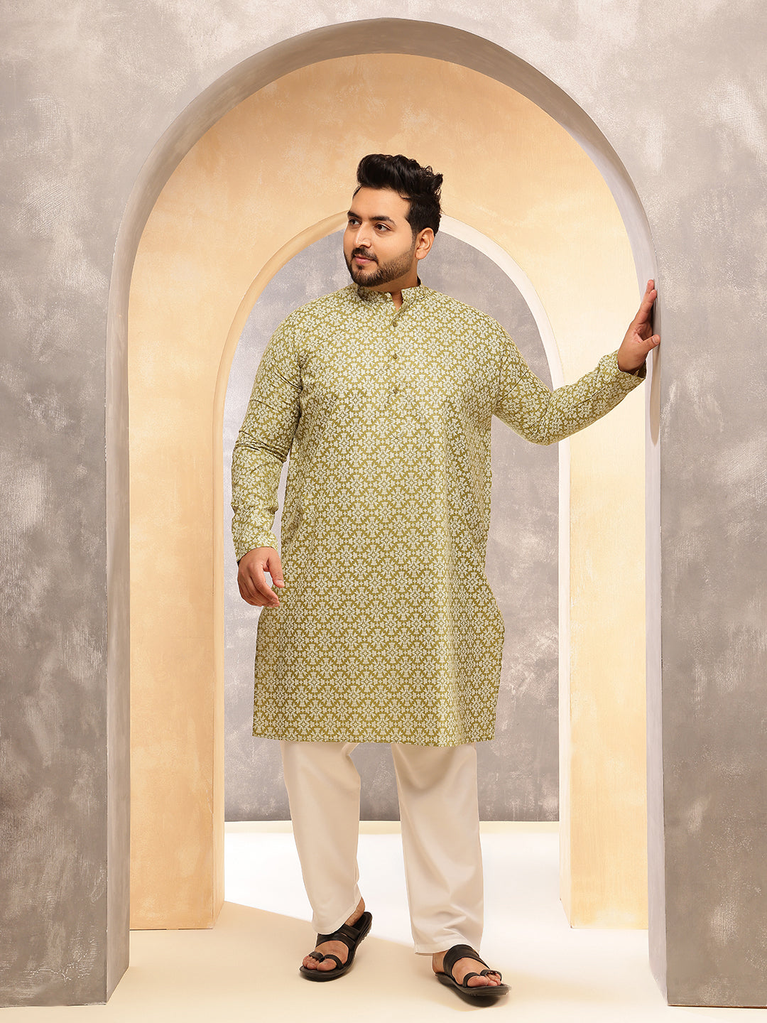 Men's Floral Print Cotton Blend Green Kurta With White Pyjama