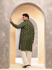Men's Cotton Blend Ikkat Print Green Long Kurta