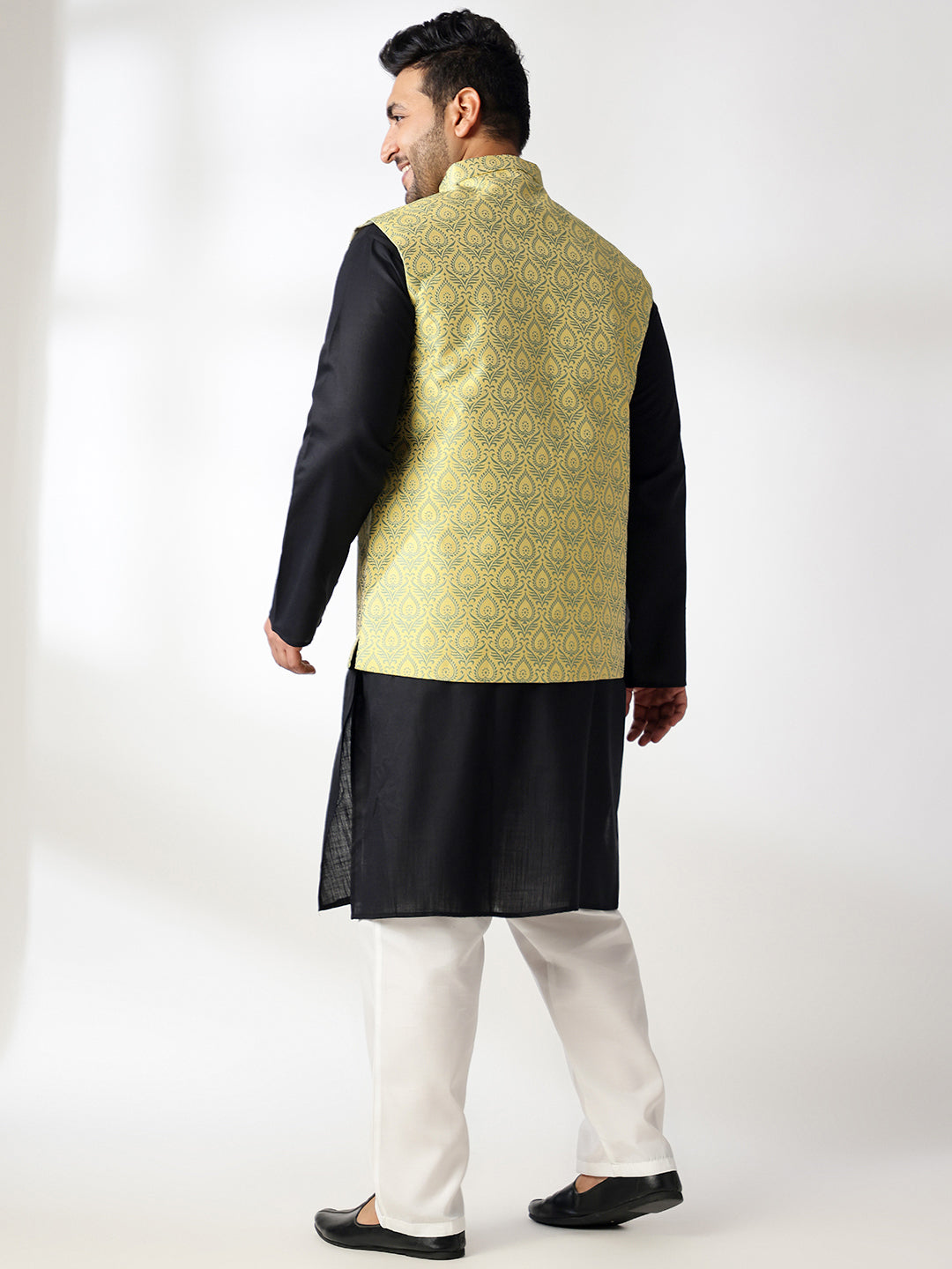 Men's Cotton Blend Black Kurta With White Pyjama & Yellow Nehru Jacket