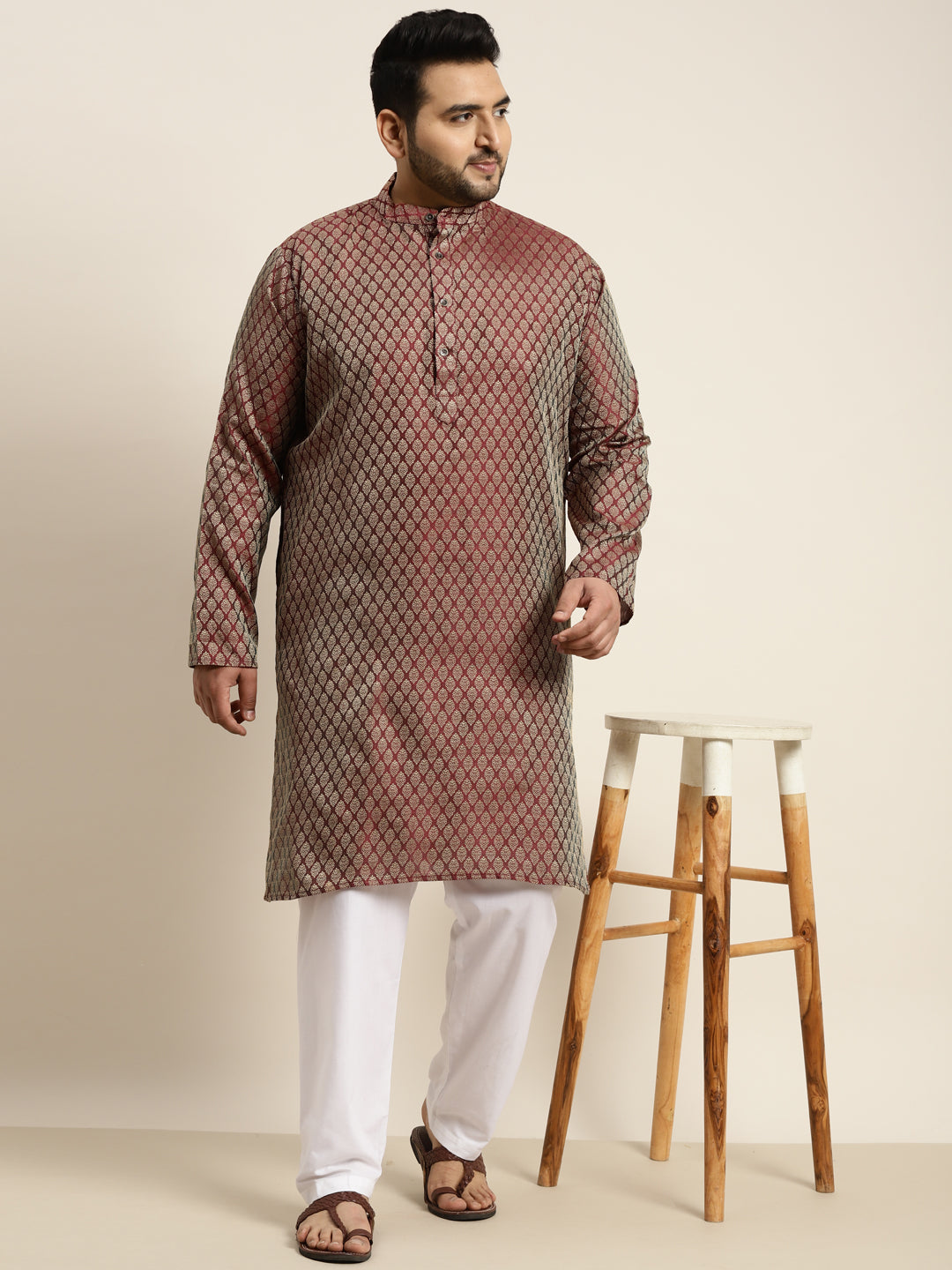 Men's Jacquard Silk Maroon Self design Kurta & Off-White Pyjama