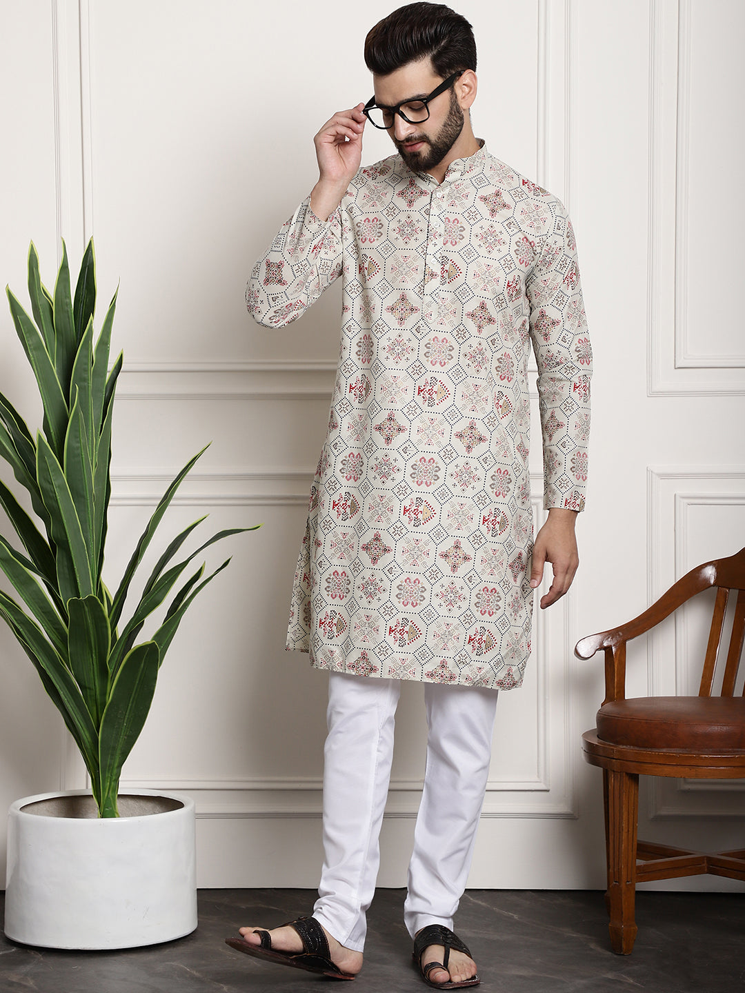 Men's Cotton Blend Cream Kurta and Churidar Pyjama Set