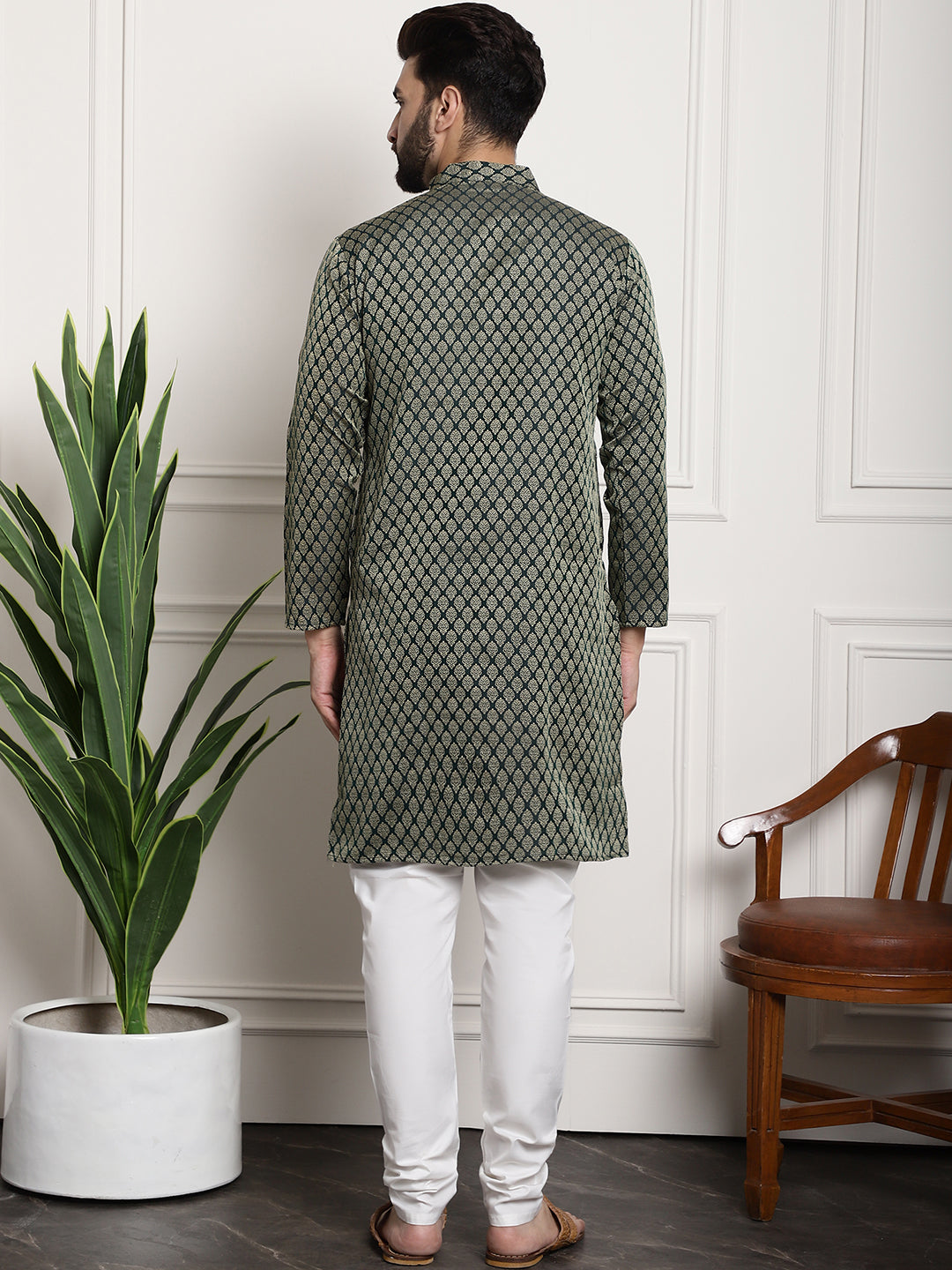 Men's Silk Blend Self design Dark Green Kurta With Cream Churidaar Pyjama