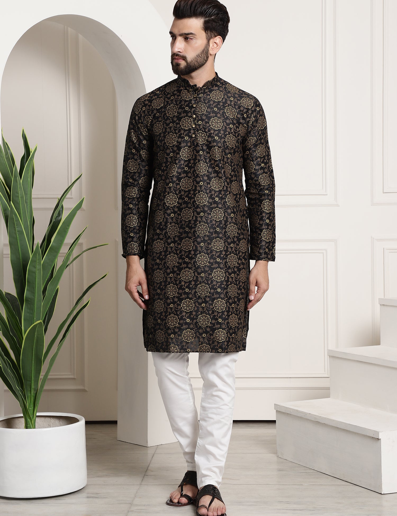 V-SJR-LK-SilkPrint-48027-Black-Pyj-001-_1.jpg