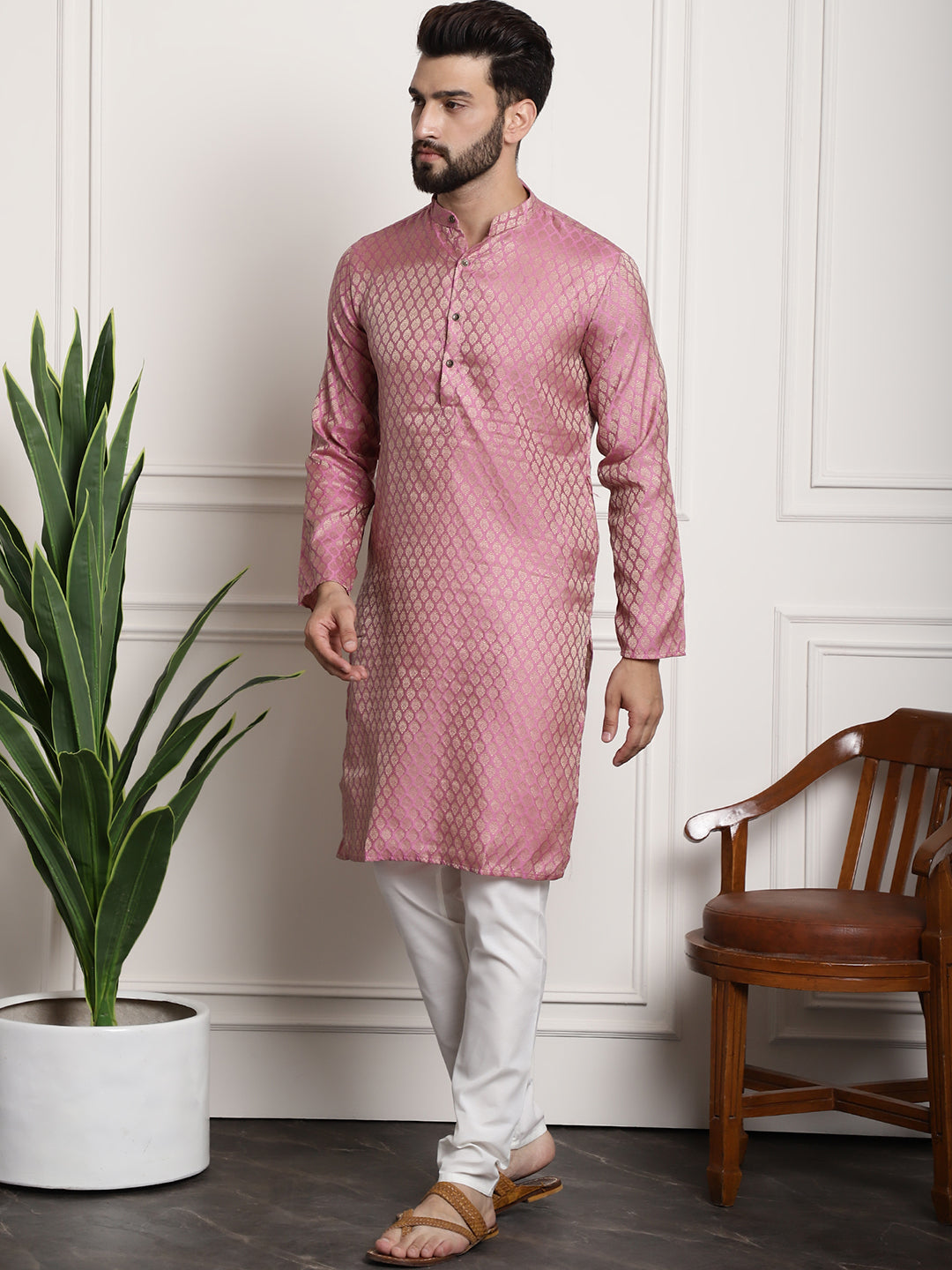 Men's Silk Blend Pink Kurta Pyjama & Beige Embroidered Nehrujacket